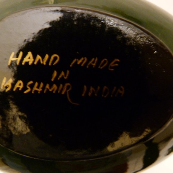 Hand made Lacquered Trinket Box Made in Kashmir, India Jungle Scene With Tiger - Picture 8 of 9